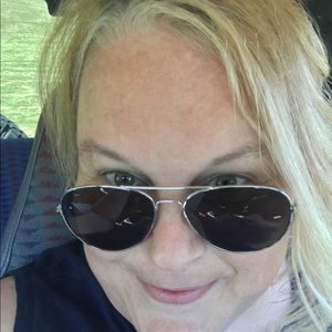 Meet your Posher, Jodi